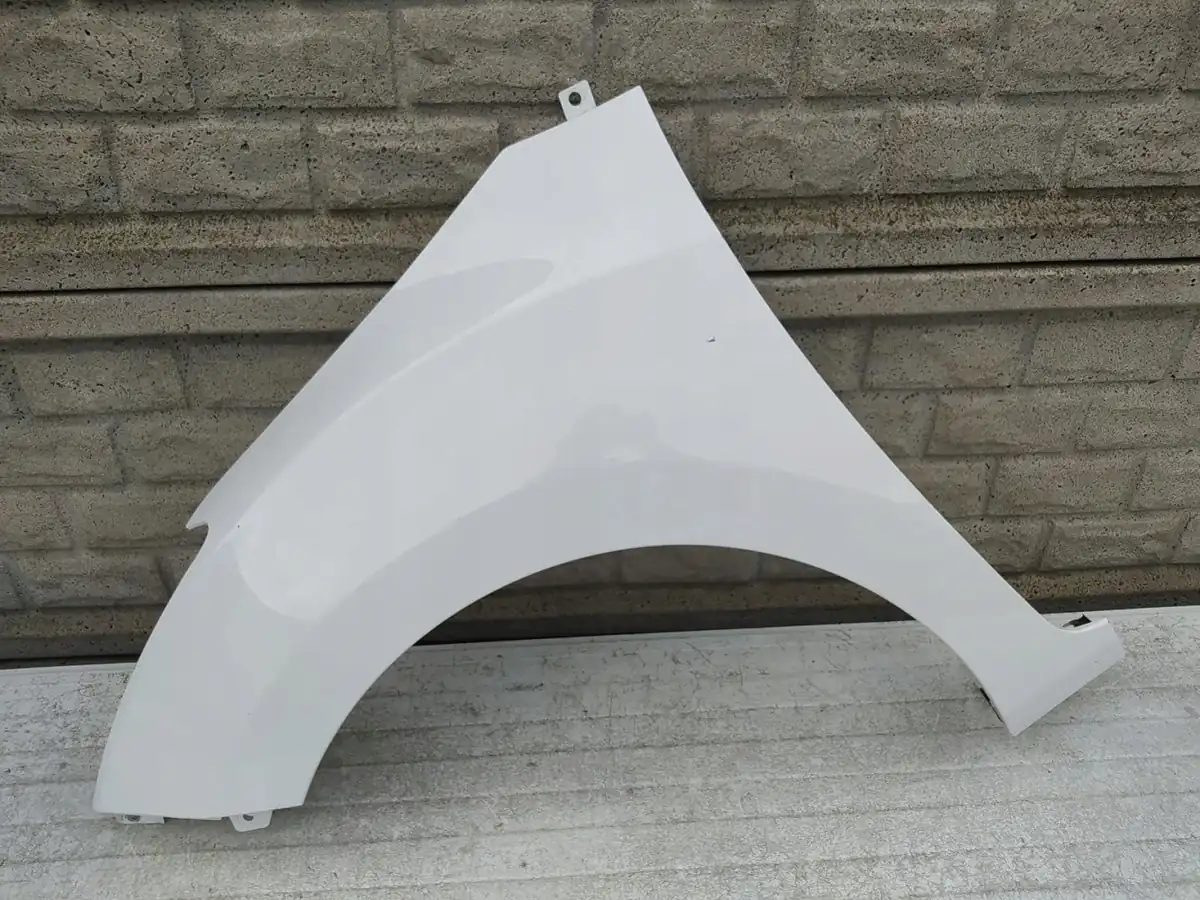 Aripa fata stanga Hyundai I30 2013 2017