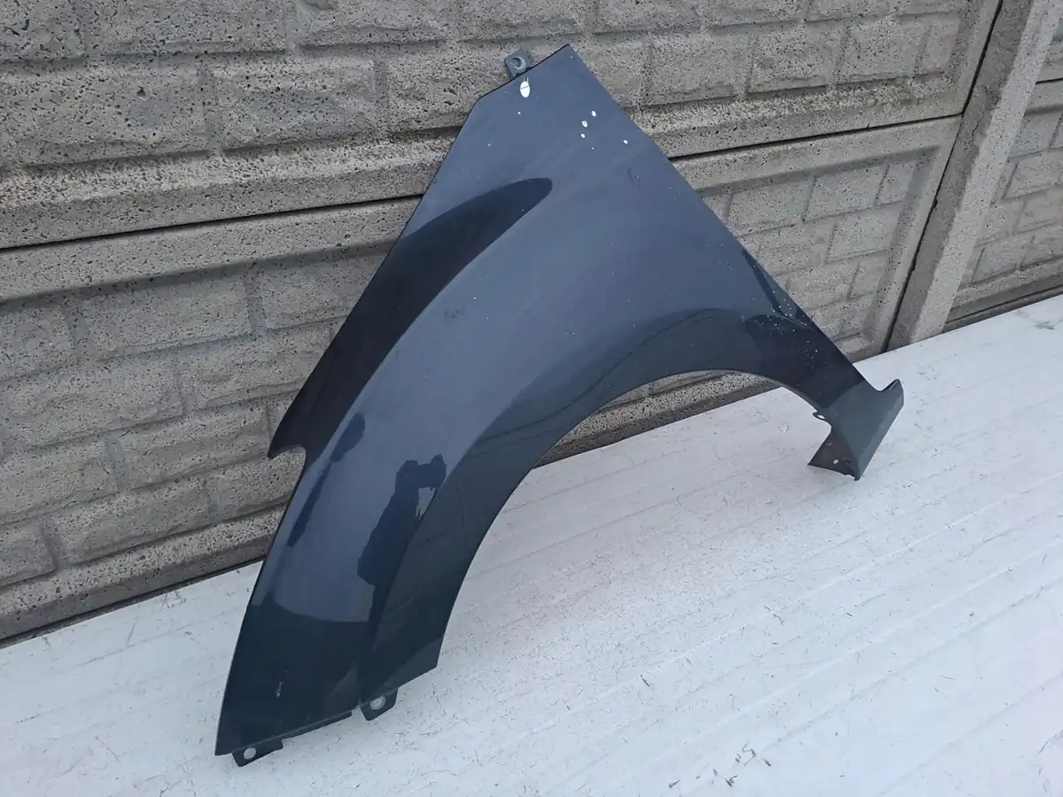 Aripa fata stanga Hyundai I30 2013 2017