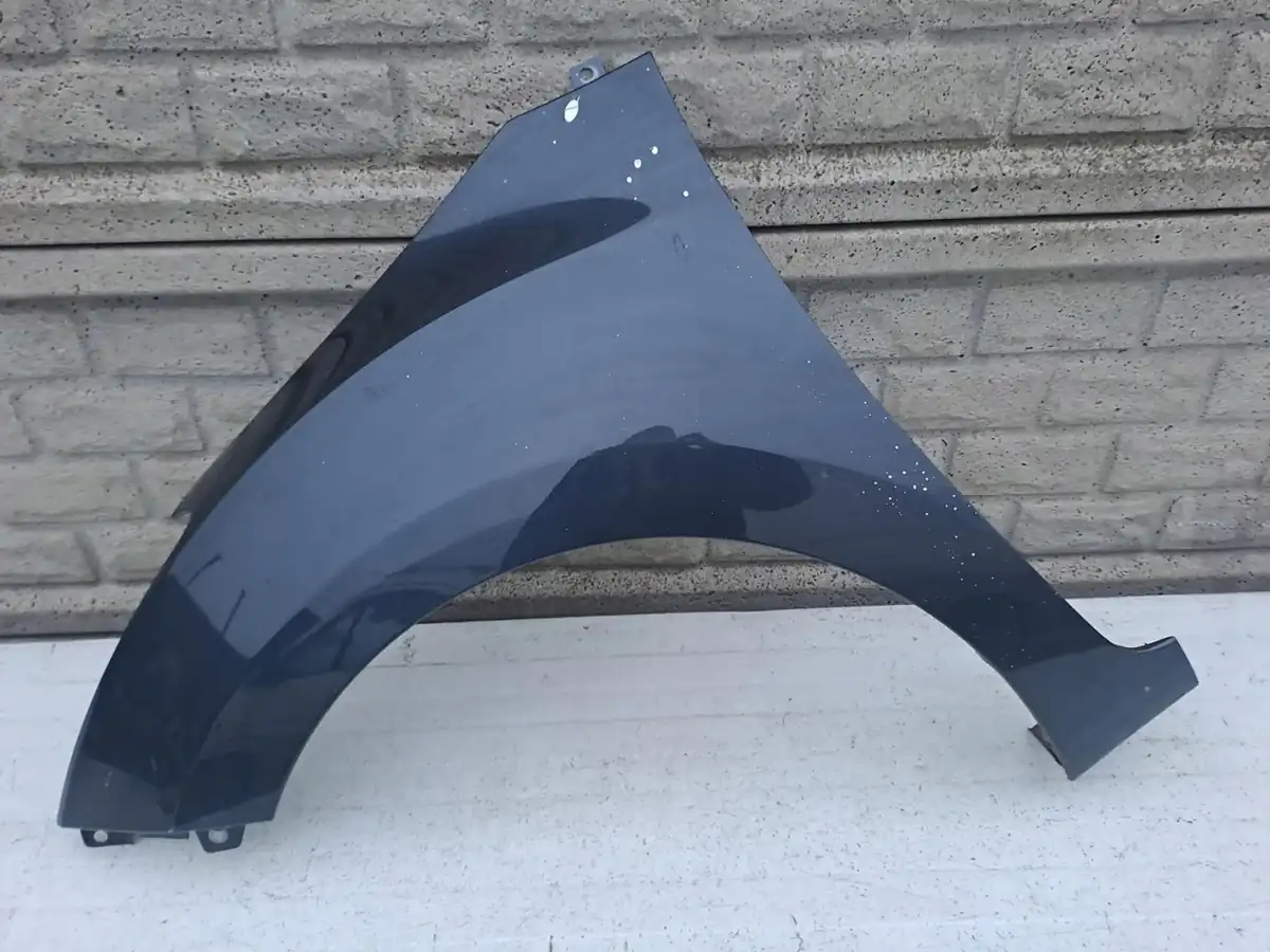 Aripa fata stanga Hyundai I30 2013 2017