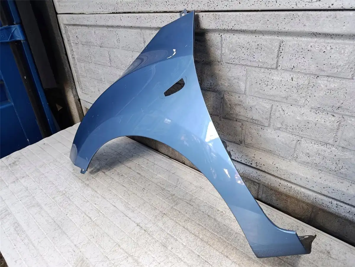 Aripa fata stanga Hyundai I30 2013 2017