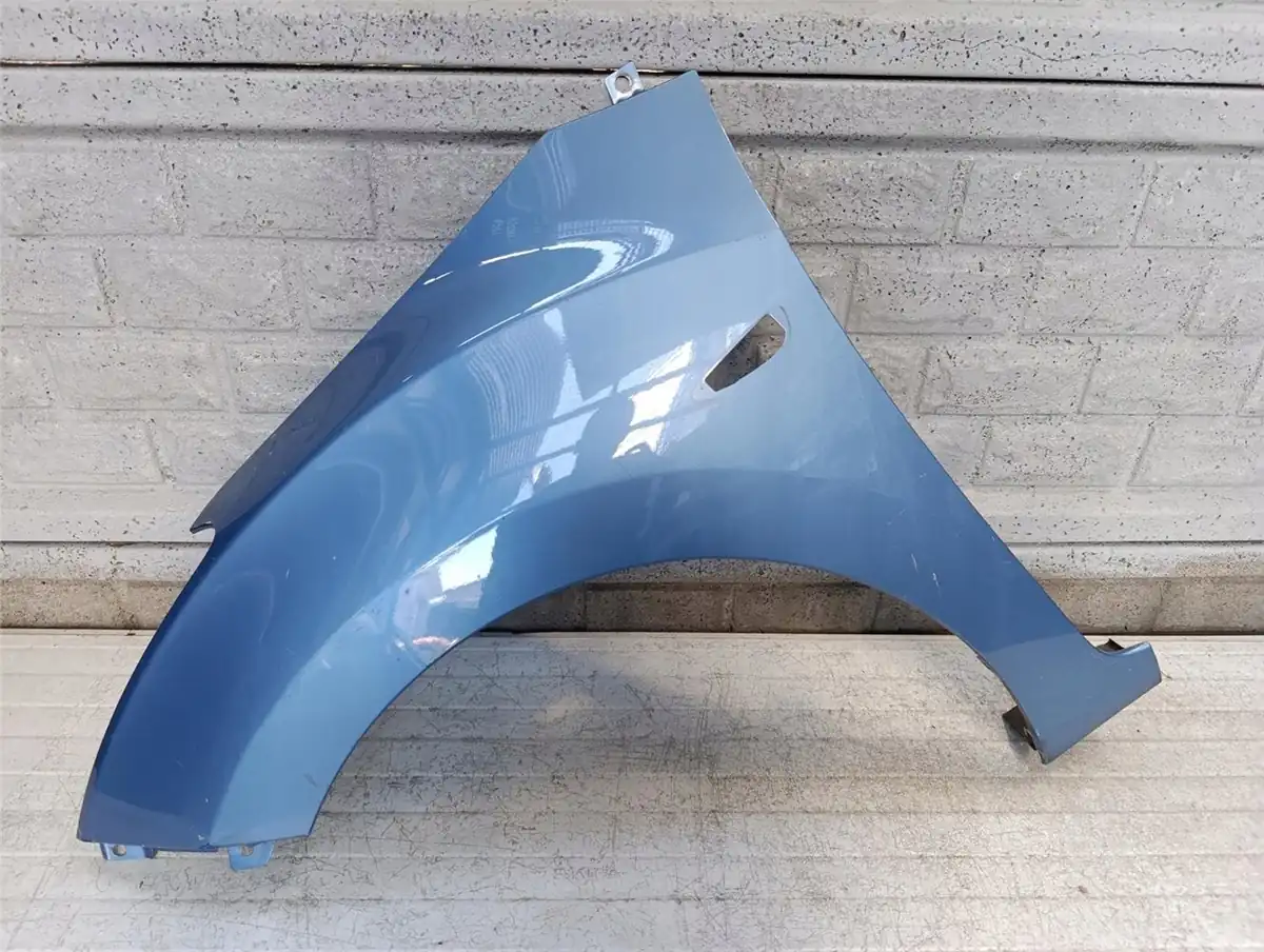 Aripa fata stanga Hyundai I30 2013 2017