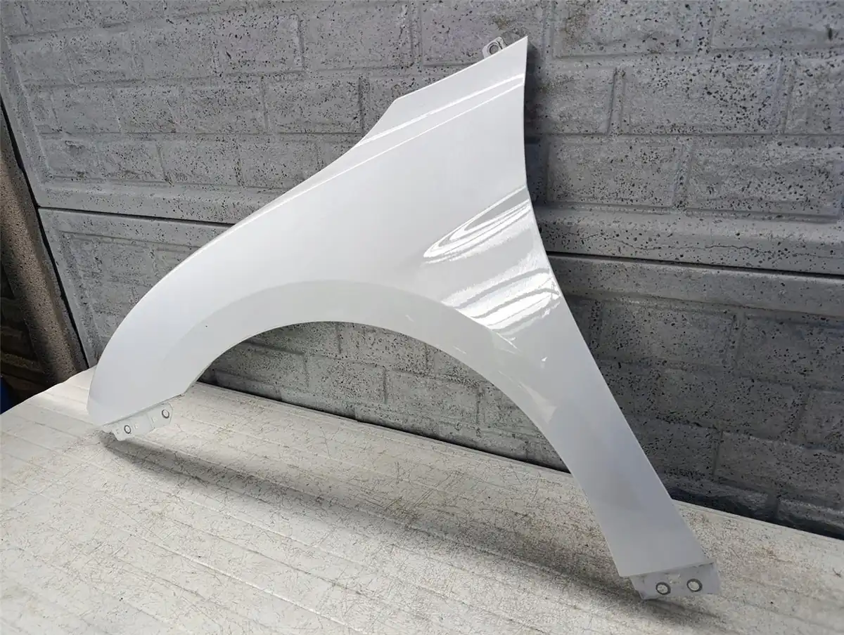 Aripa fata stanga Hyundai I40 I 40