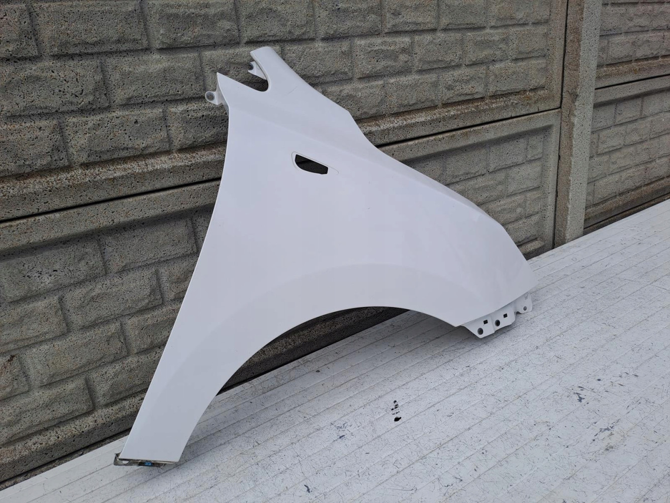 Aripa fata dreapta Hyundai Ix35 Ix 35 2010 - Image 3