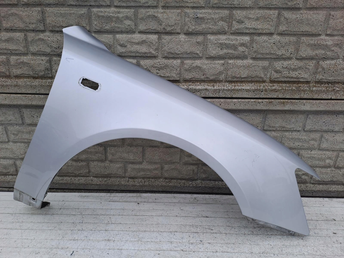 Aripa fata dreapta Hyundai Sonata V Nf 2004 2009