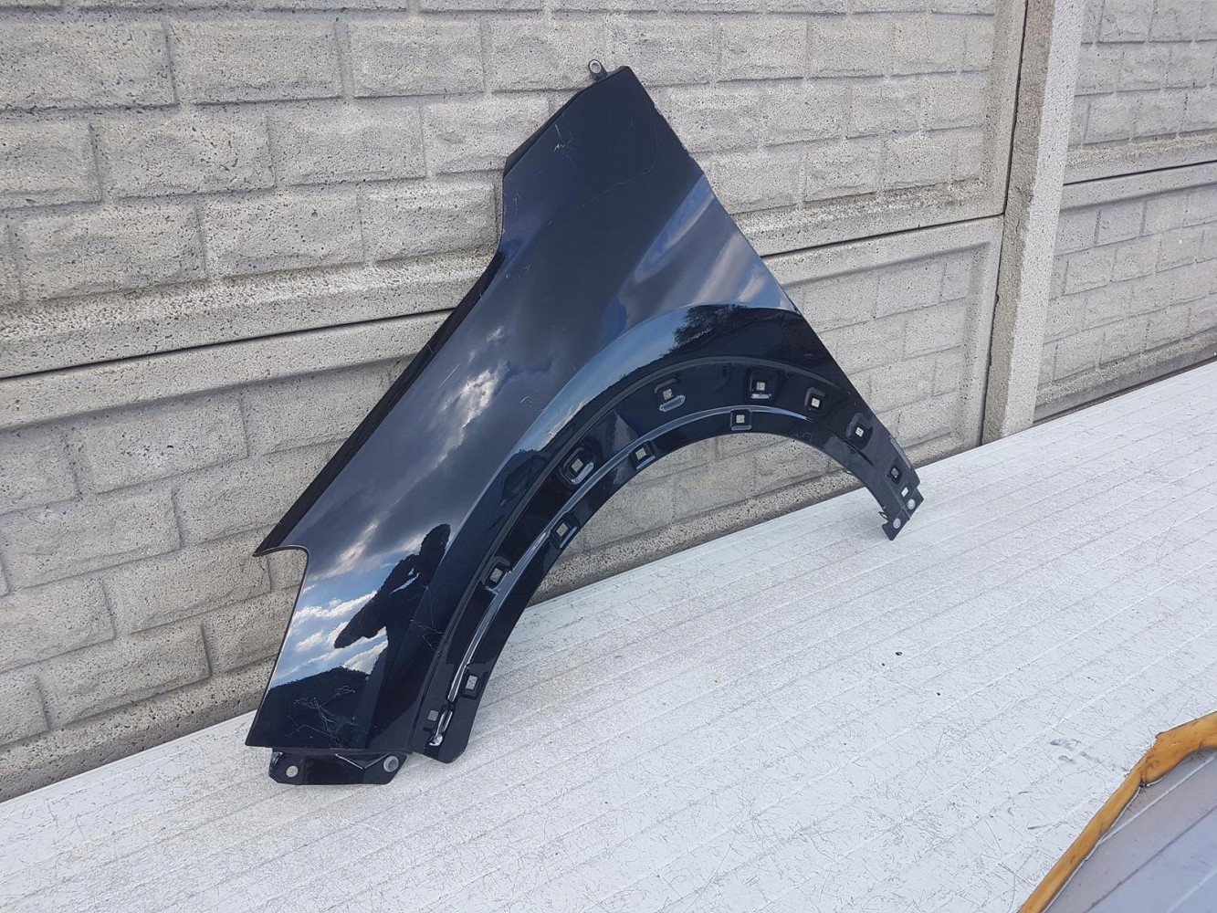 Aripa fata stanga Hyundai Tucson 2015 2020 - Image 2