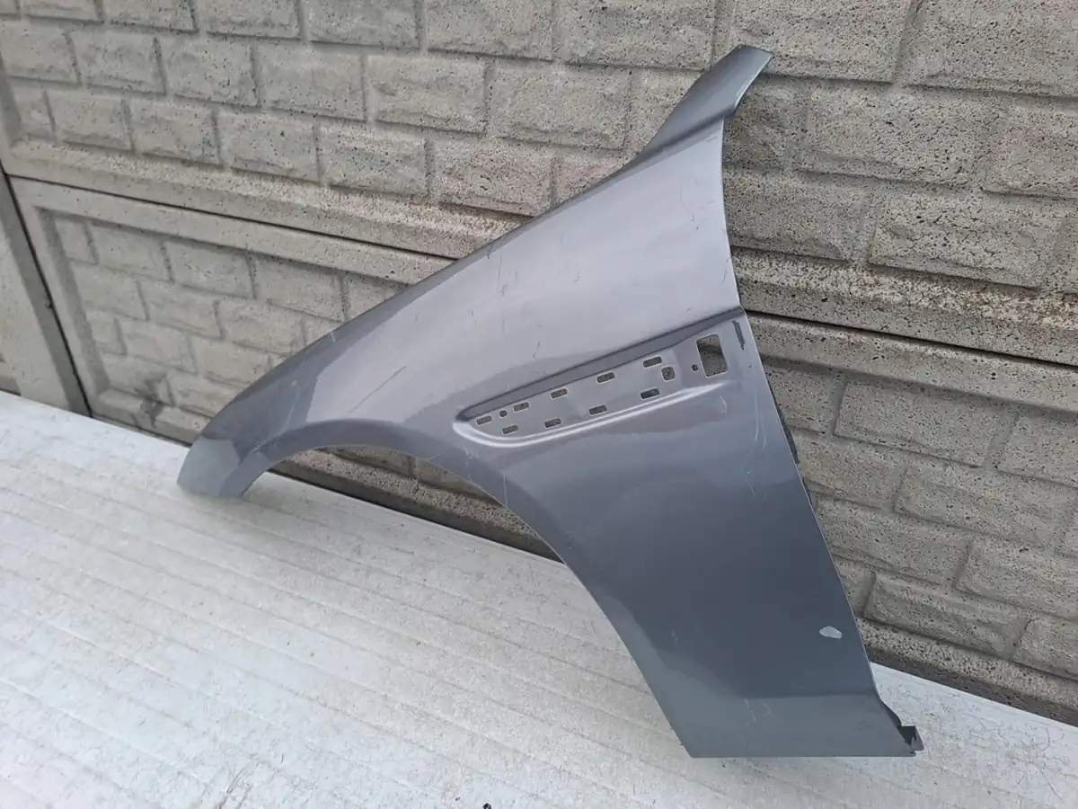 Aripa fata stanga Jaguar Xe 2015 2022
