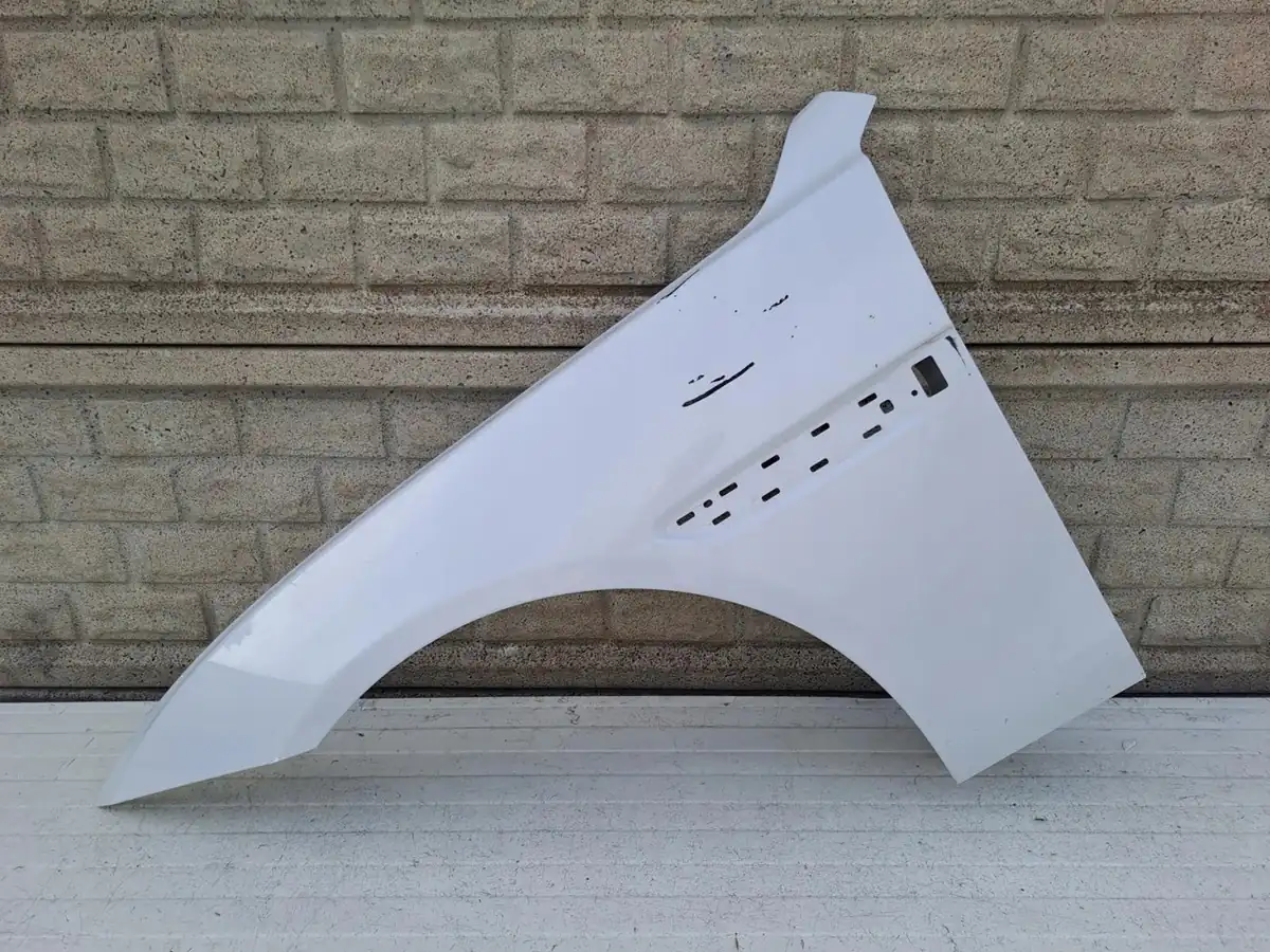 Aripa fata stanga Jaguar Xe 2015 2022