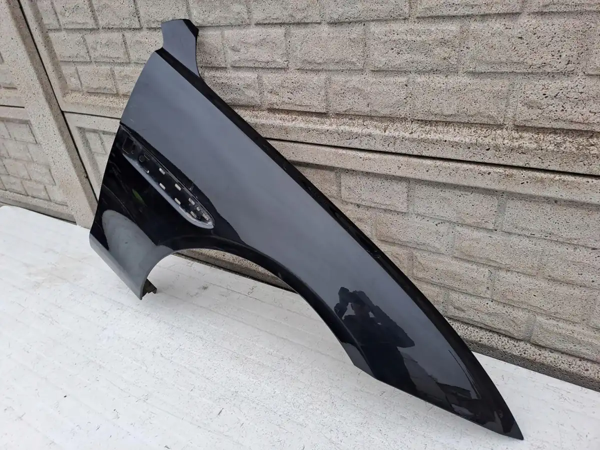 Aripa fata dreapta Jaguar Xe 2015 2022