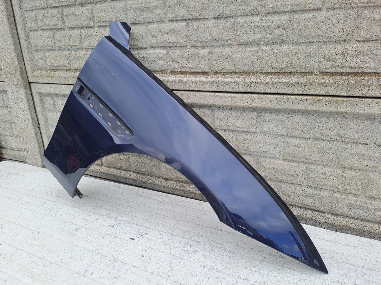 Aripa fata dreapta Jaguar Xe 2015 2022 - Image 2