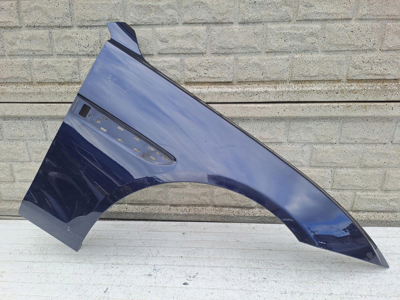 Aripa fata dreapta Jaguar Xe 2015 2022