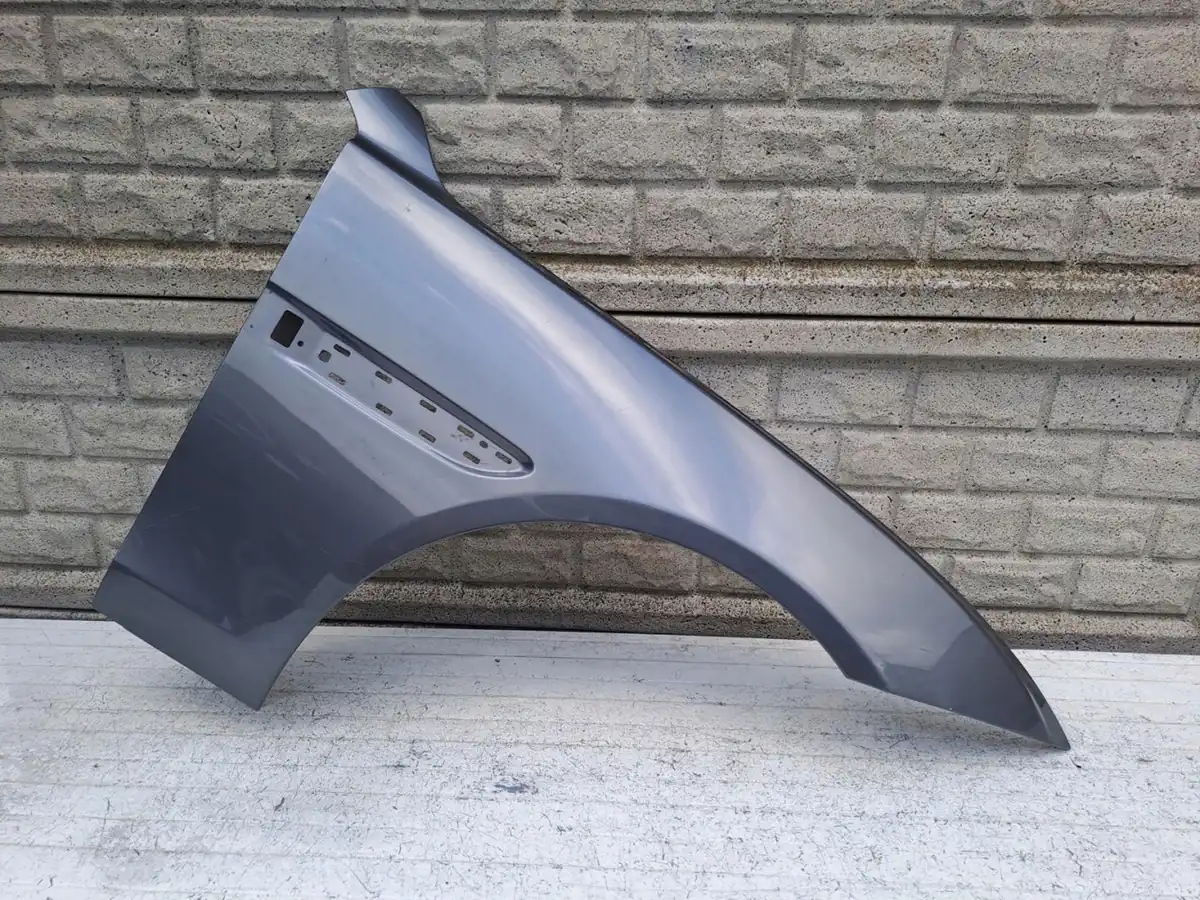 Aripa fata dreapta Jaguar Xe 2015 2022