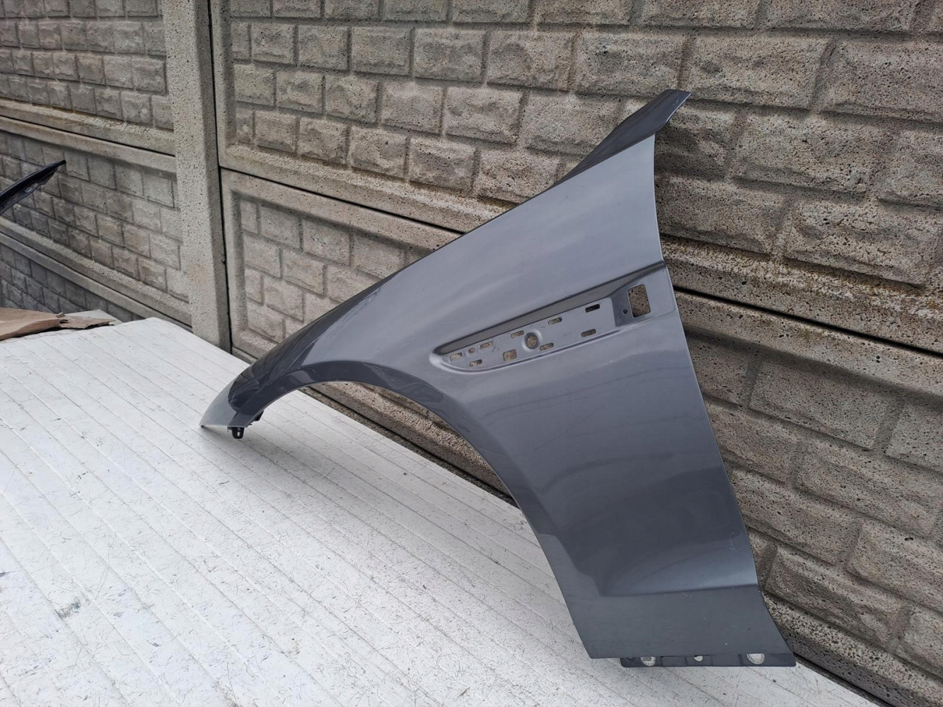 Aripa fata stanga Jaguar Xf 2015 2024 - Image 3
