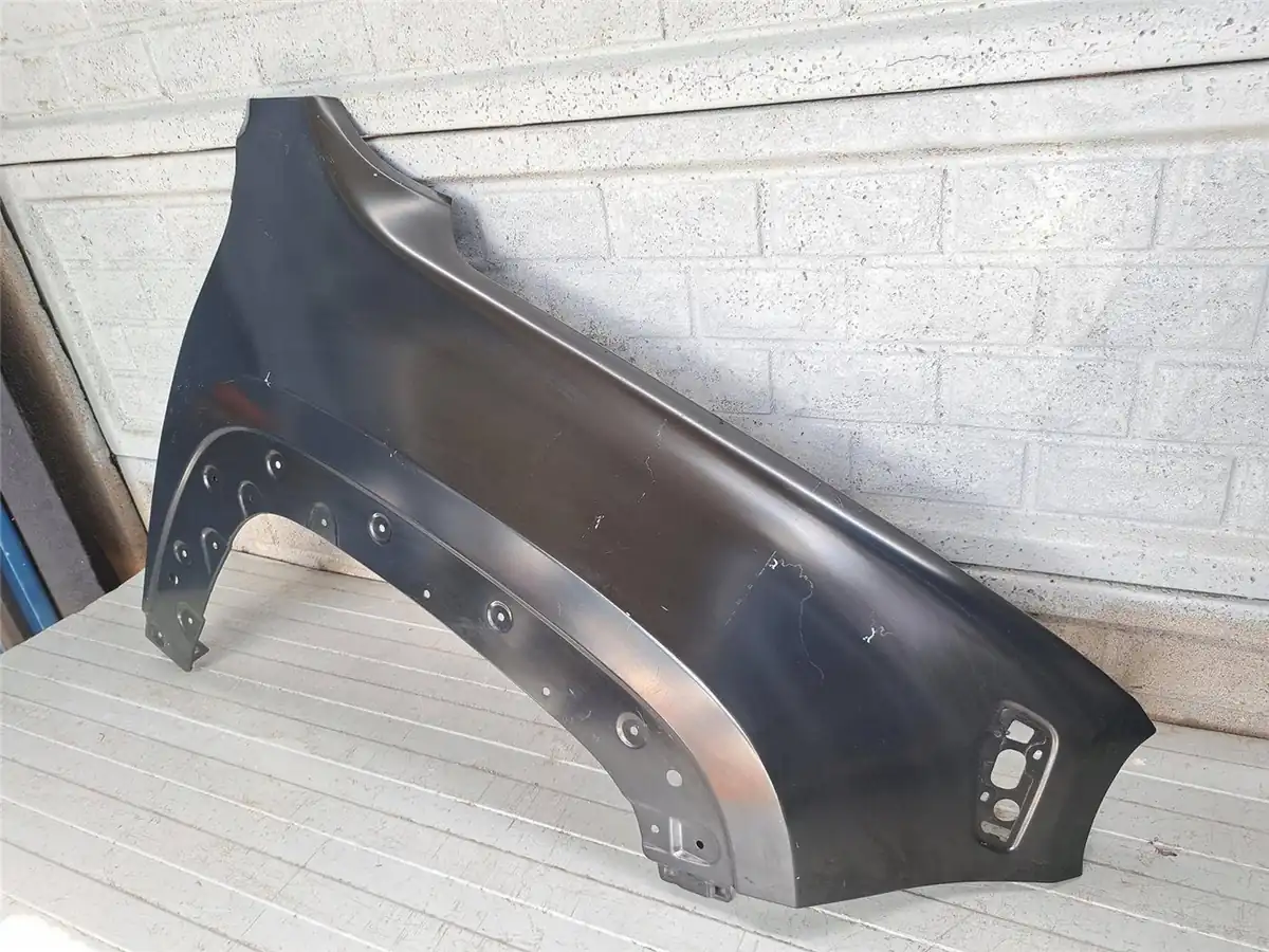 Aripa fata dreapta Jeep Renegade 14 24