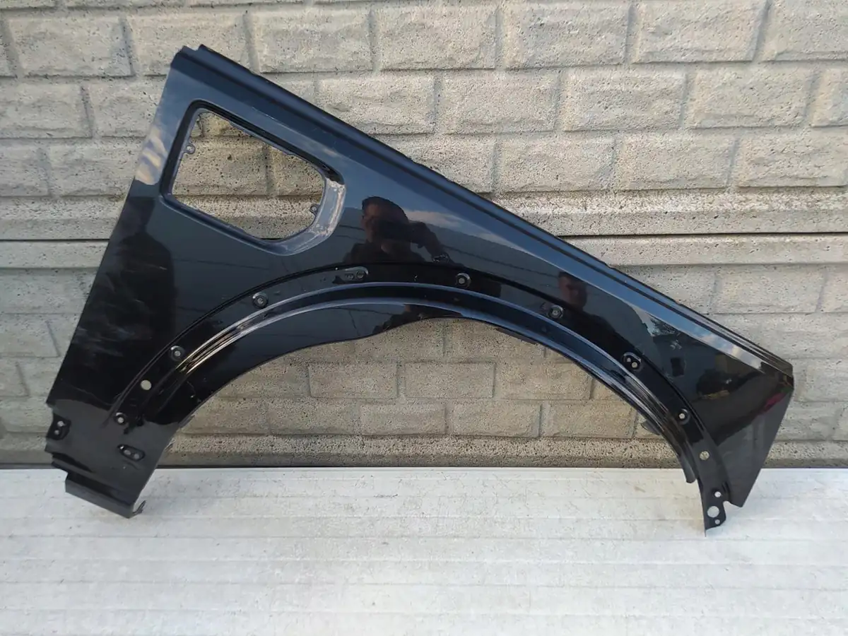 Aripa fata dreapta Land Rover Discovery Iv 09 16