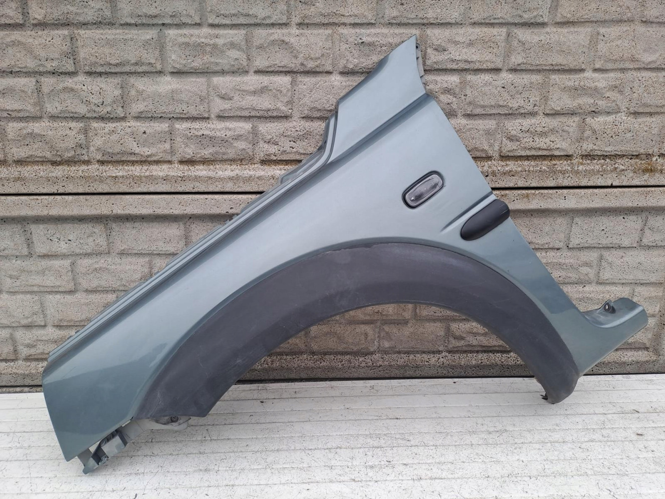 Aripa fata stanga Land Rover Freelander 1 I 1997 2006