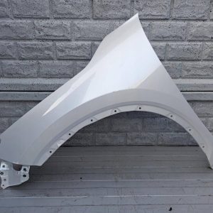 Aripa fata stanga Lexus Lbx 2023