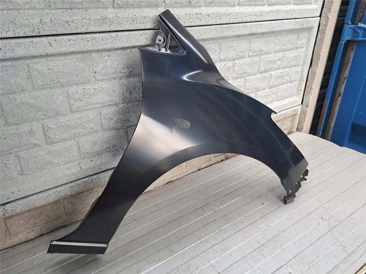 Aripa fata dreapta Mazda 2 Ii 2007 2015