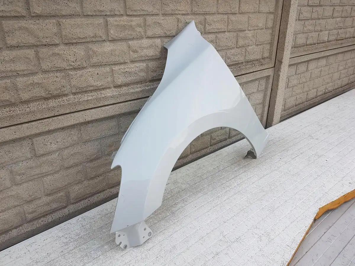 Aripa fata stanga Mazda 2 Ii 2015 2022