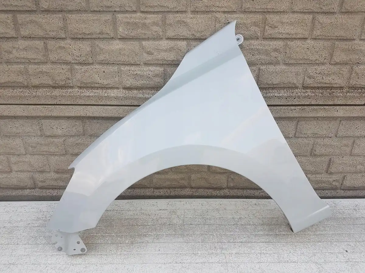 Aripa fata stanga Mazda 2 Ii 2015 2022