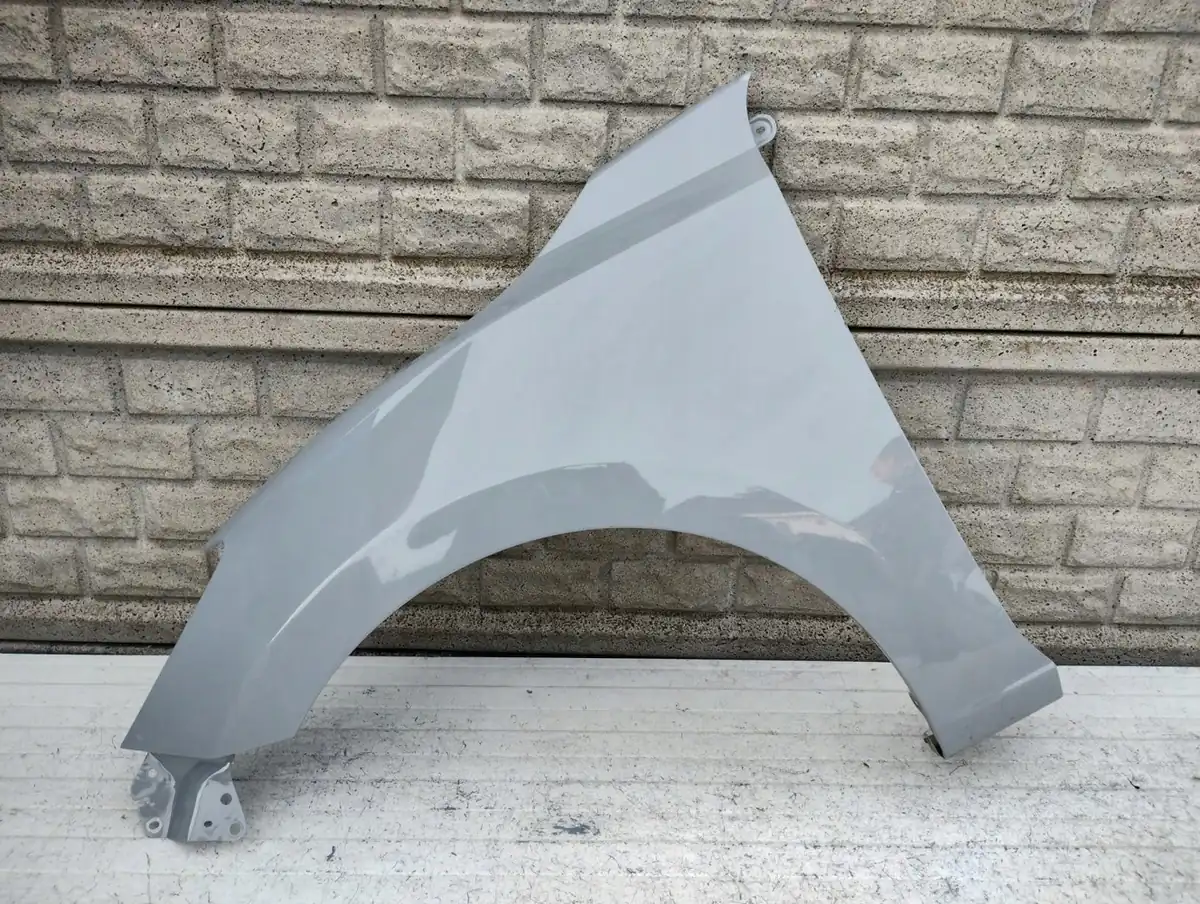 Aripa fata stanga Mazda 2 Ii 2015 2022