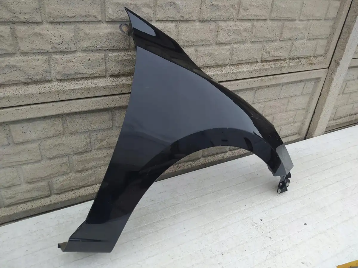 Aripa fata dreapta Mazda 2 Ii 2015 2022