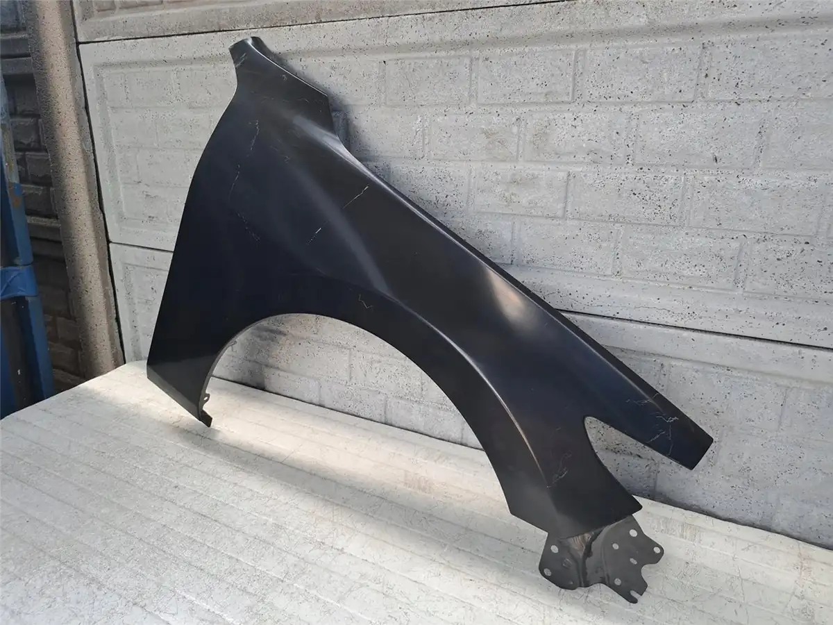 Aripa fata dreapta Mazda 3 Hb 03 09