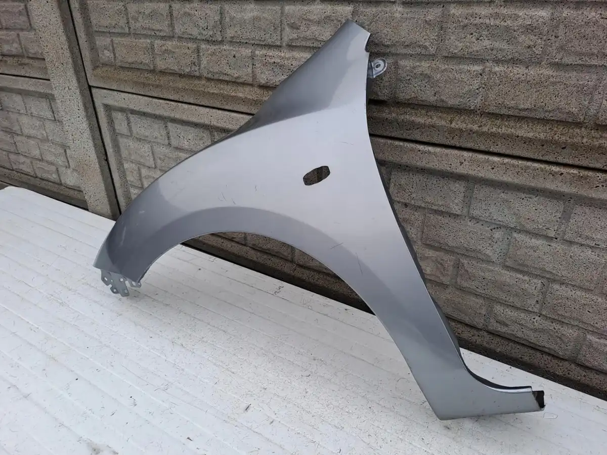 Aripa fata stanga Mazda 3 Iii 08 13