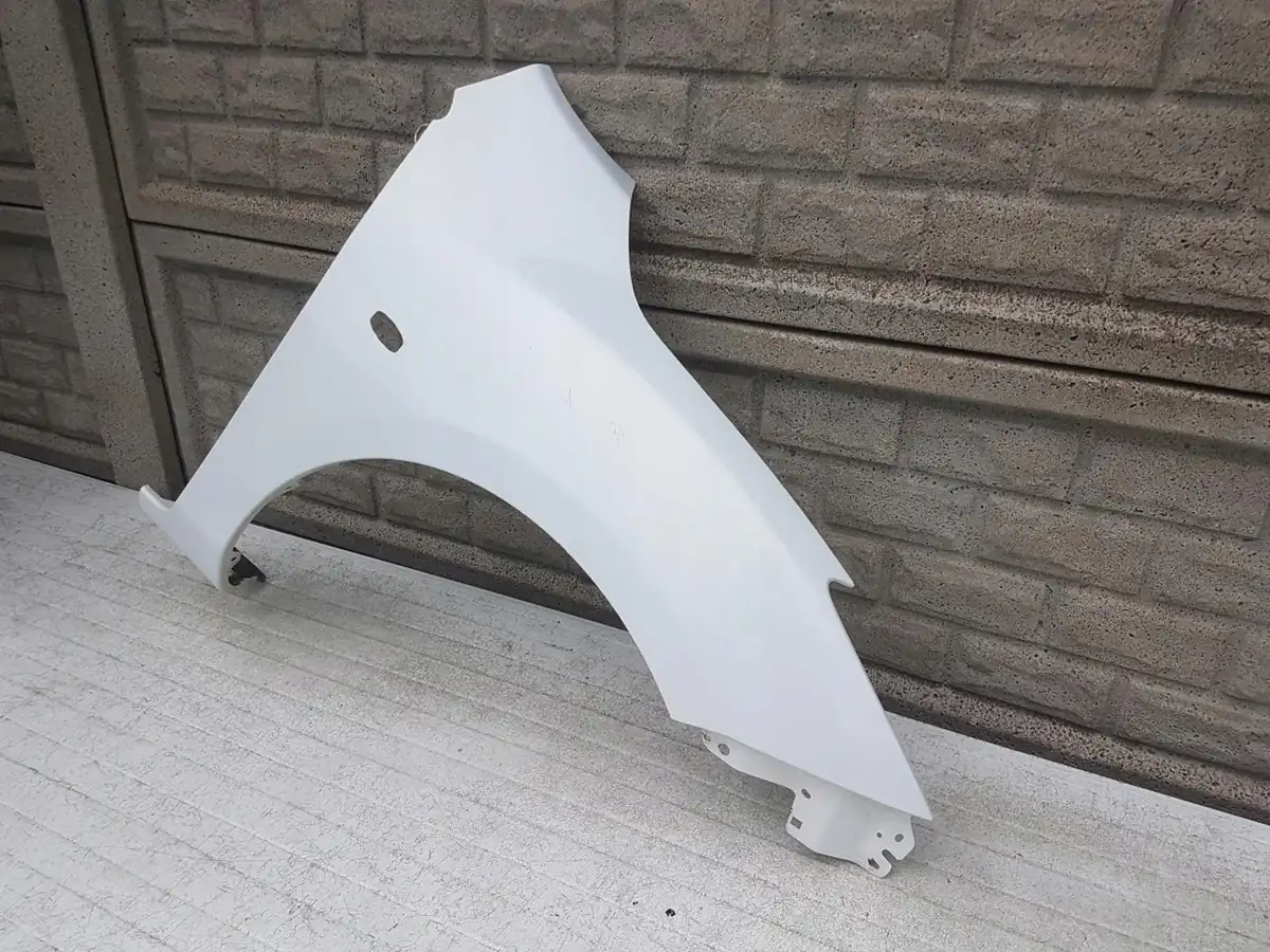 Aripa fata dreapta Mazda 3 Iii 2008 2013