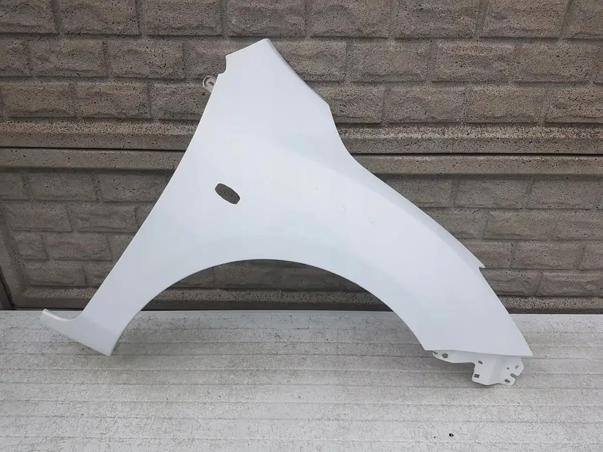 Aripa fata dreapta Mazda 3 Iii 2008 2013