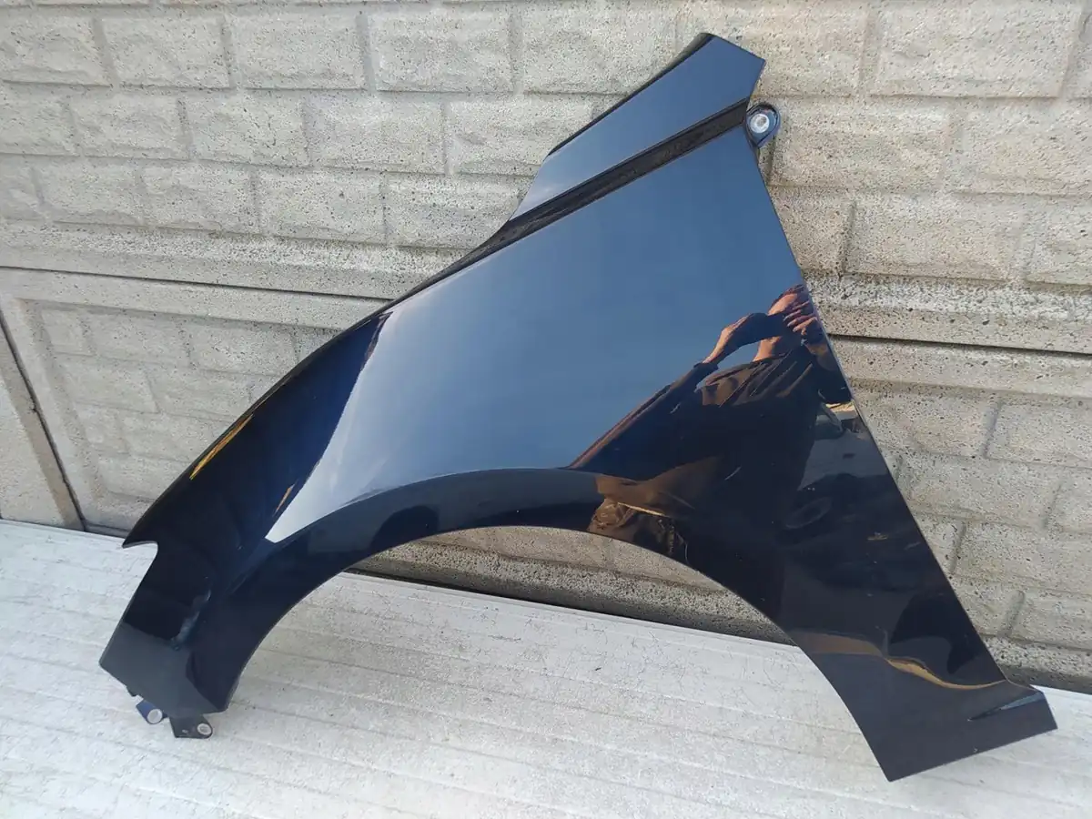 Aripa fata stanga Mazda 3 Iii 2014 2019