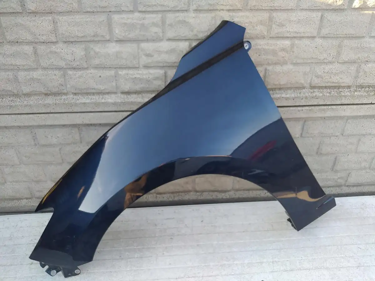 Aripa fata stanga Mazda 3 Iii 2014 2019