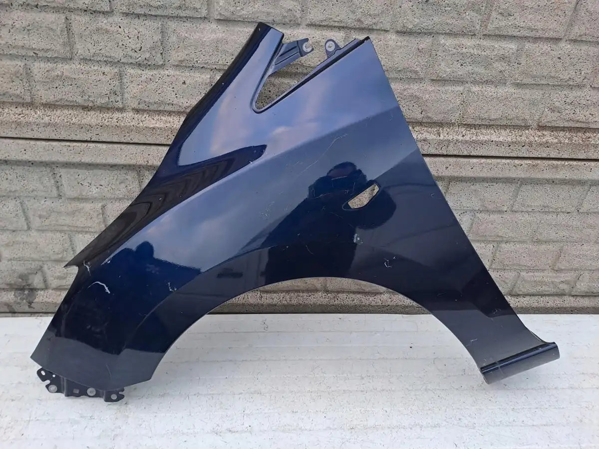 Aripa fata stanga Mazda 5 V 10 18