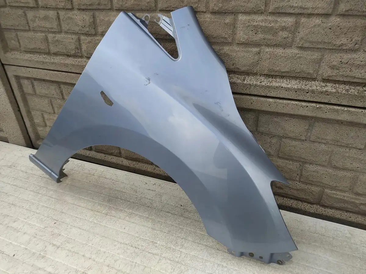 Aripa fata dreapta Mazda 5 V 10 18