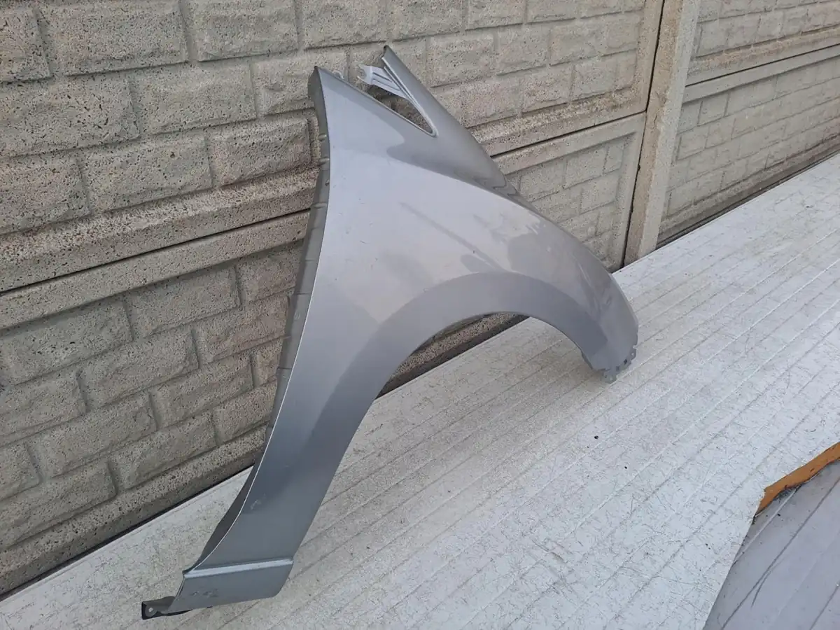 Aripa fata dreapta Mazda 5 V 10 18