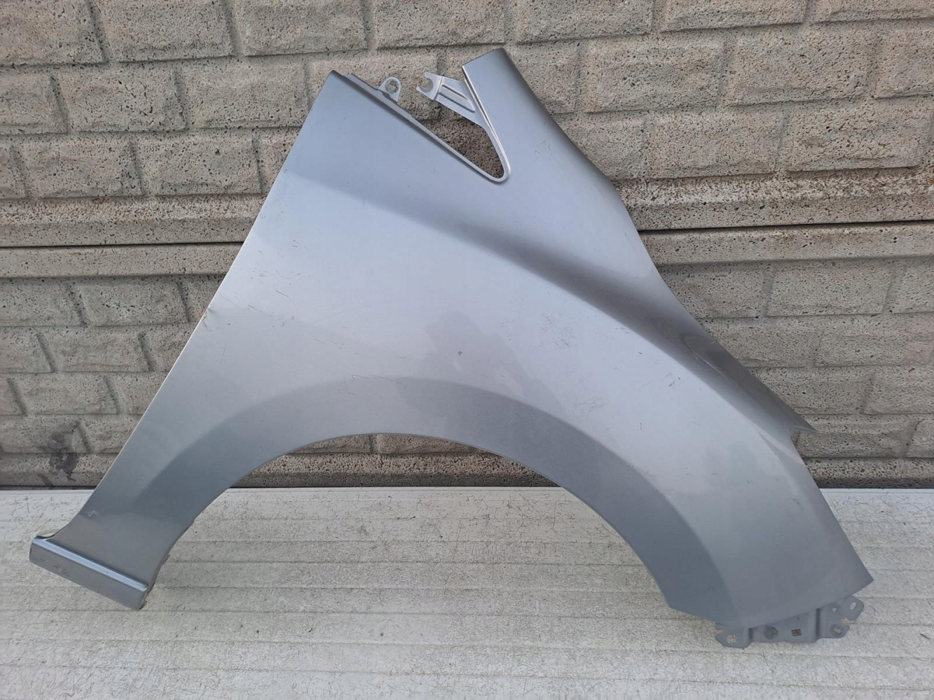 Aripa fata dreapta Mazda 5 V 10 18