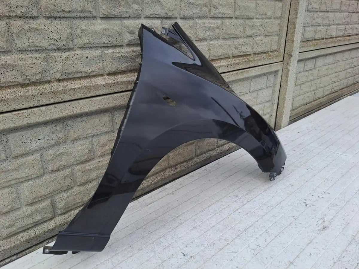 Aripa fata dreapta Mazda 5 V 10 18