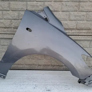 Aripa fata dreapta Mazda 5 V 2005 2010