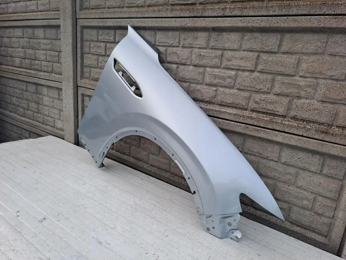 Aripa fata dreapta Mazda Cx60 Cx 60