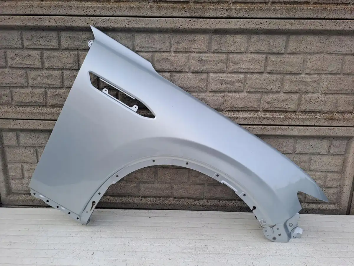 Aripa fata dreapta Mazda Cx60 Cx 60