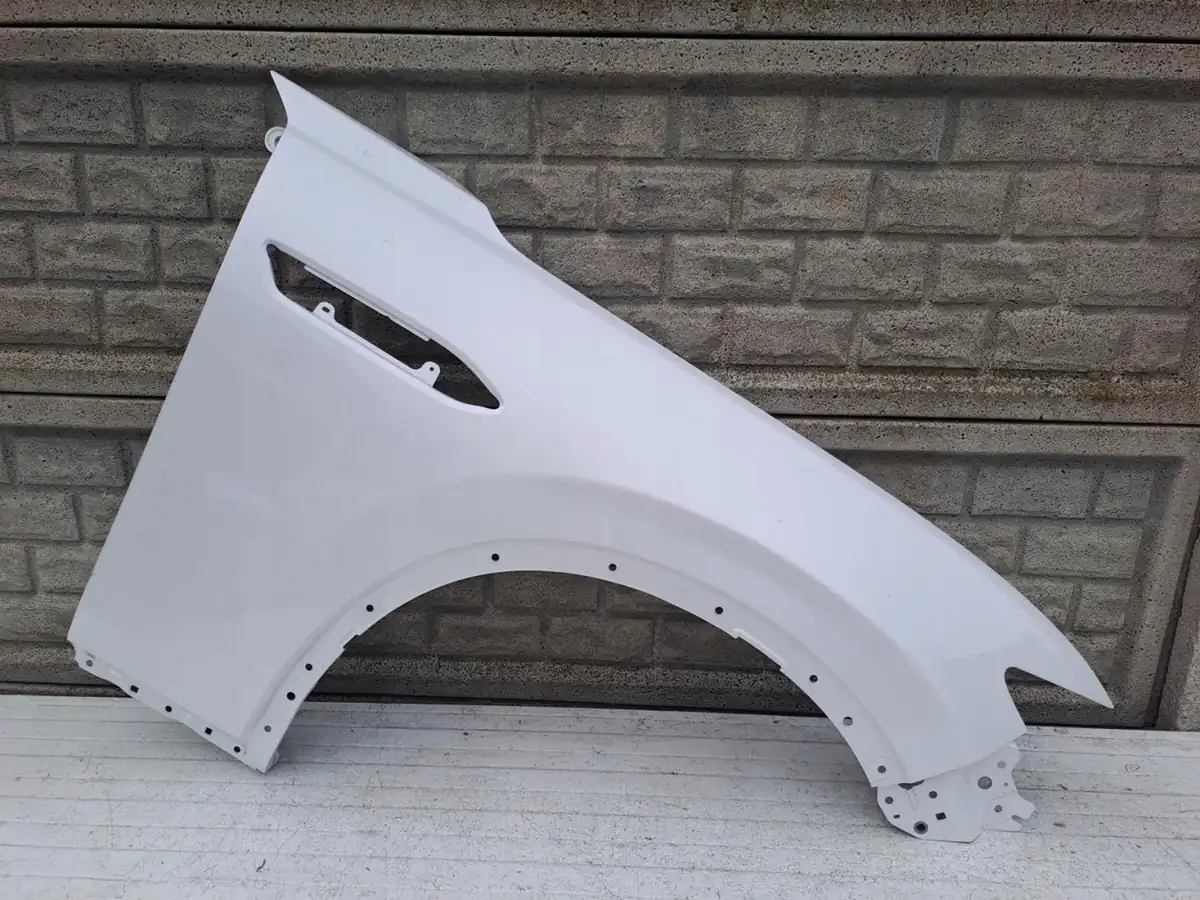 Aripa fata dreapta Mazda Cx60 Cx 60