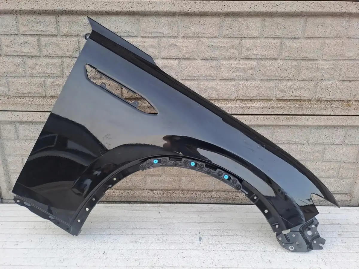 Aripa fata dreapta Mazda Cx60 Cx 60