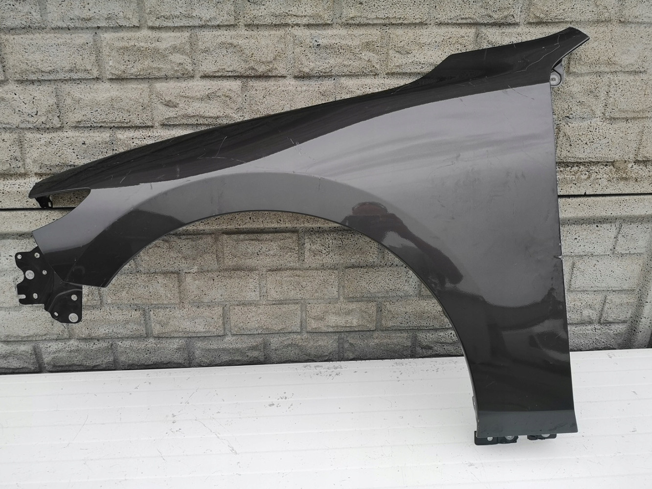 Aripa fata stanga Mazda Iii 3 2019 2020