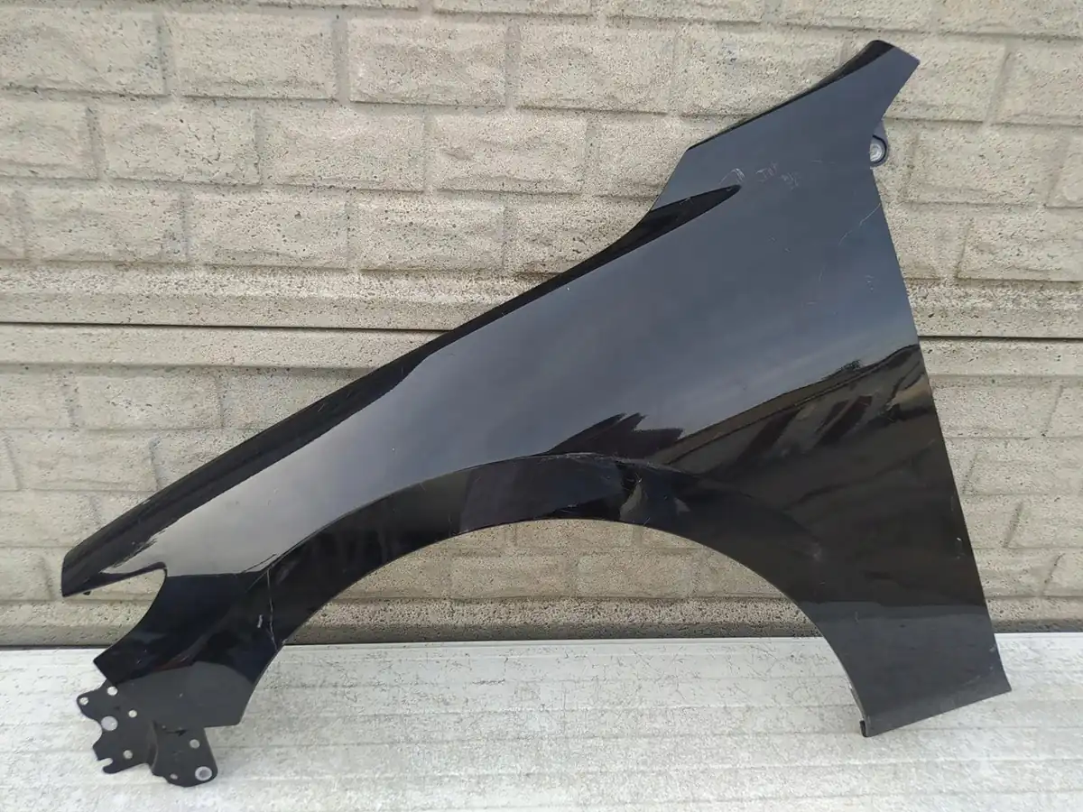 Aripa fata stanga Mazda Iii 3 2019 2022