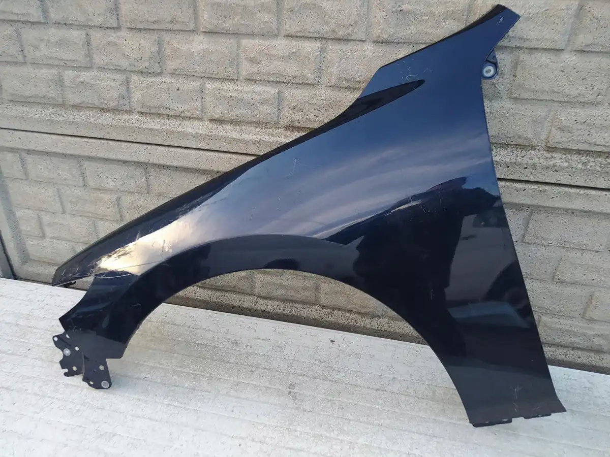 Aripa fata stanga Mazda Iii 3 2019 2022