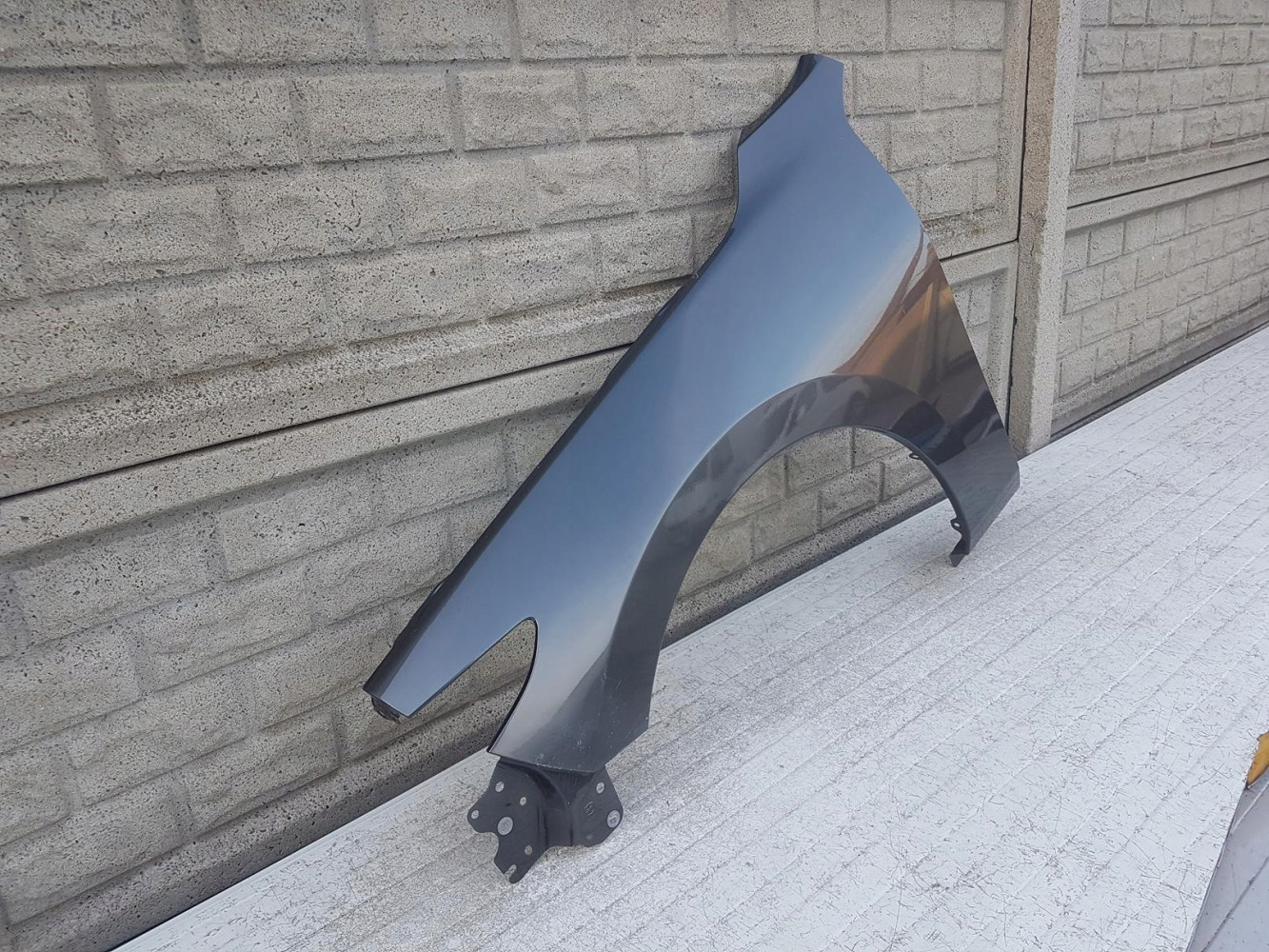 Aripa fata stanga Mazda Iii 3 2019 2024 Hb - Image 2