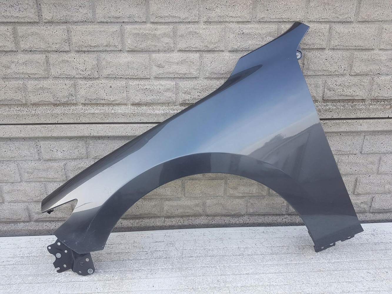 Aripa fata stanga Mazda Iii 3 2019 2024 Hb