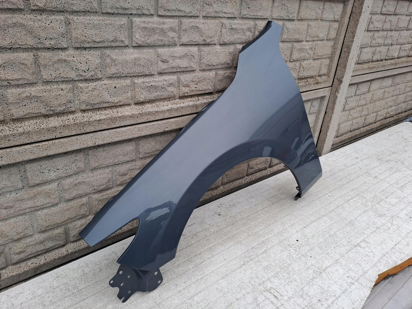Aripa fata stanga Mazda Iii 3 2019 2024 Hb - Image 2
