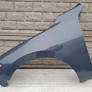 Aripa fata stanga Mazda Iii 3 2019 2024 Hb