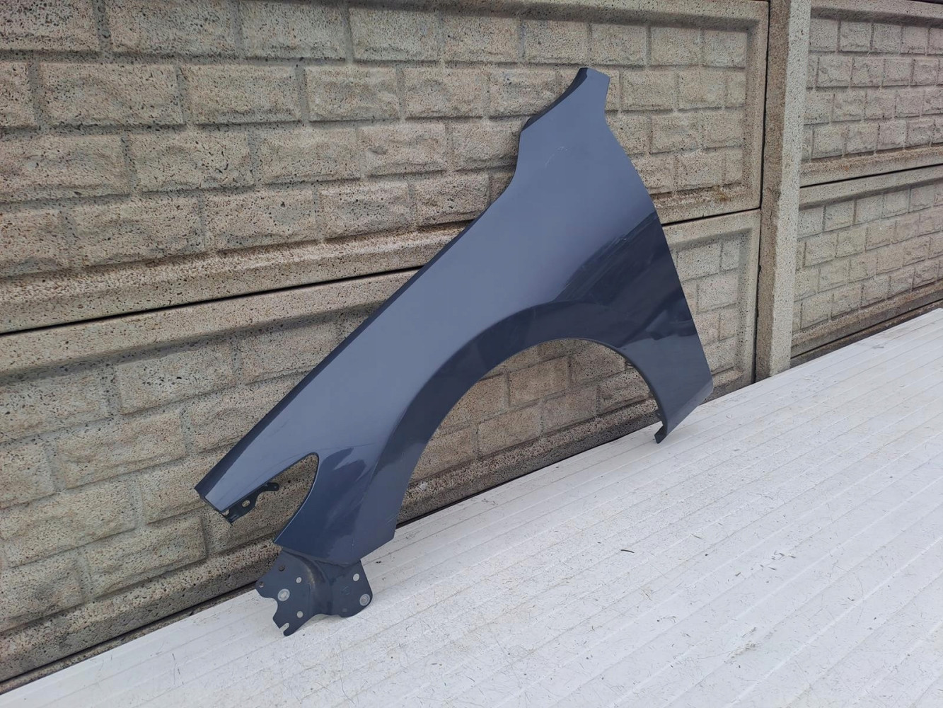 Aripa fata stanga Mazda Iii 3 2019 2024 Hb - Image 3