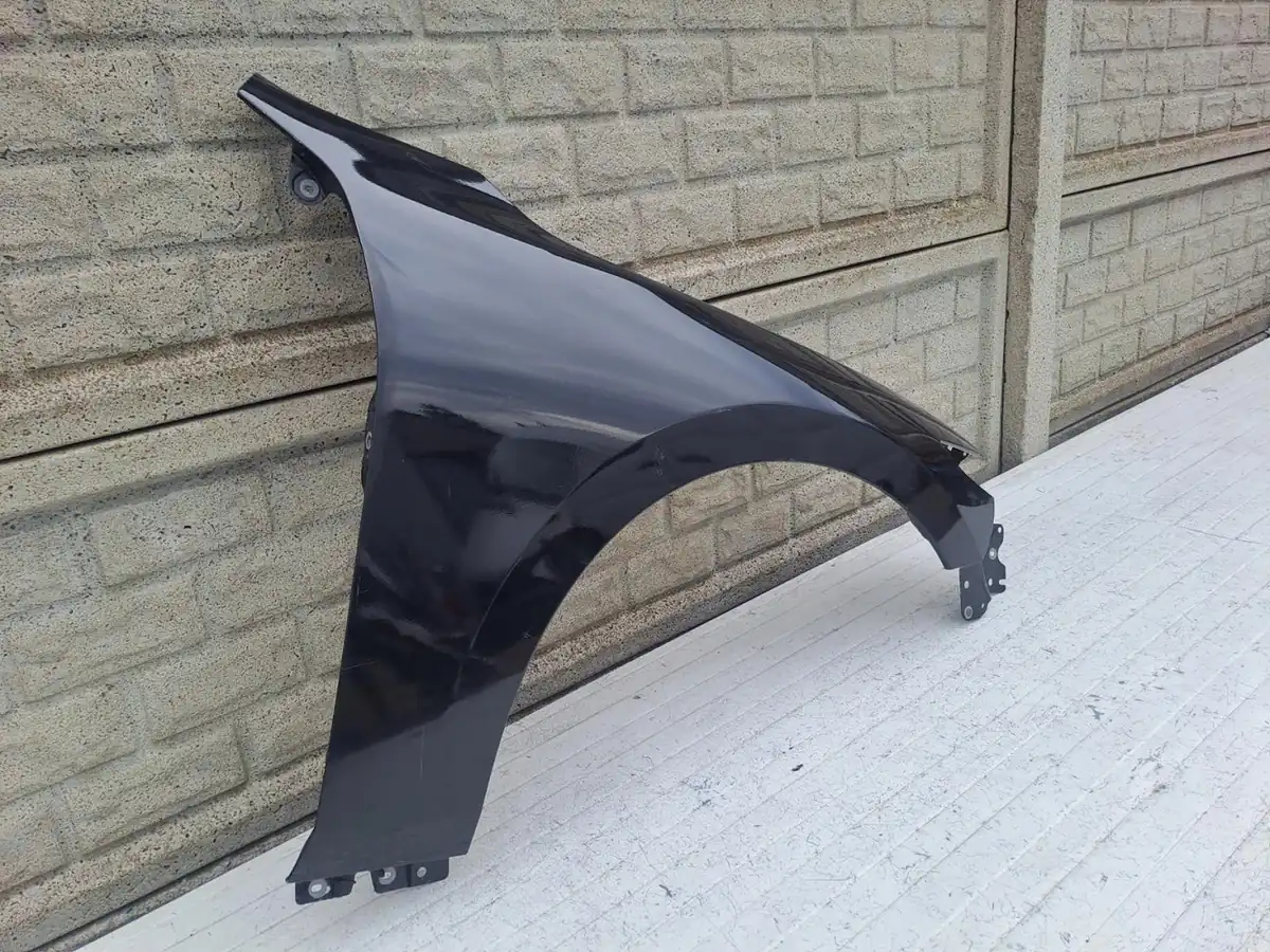 Aripa fata dreapta Mazda Iii 3 2019 2024 Hb